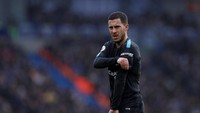 Eden Hazard (Chelsea). Sebagai salah satu pemain terbaik Chelsea, Hazard kabarnya mendapat gaji sebesar 220 ribu pound sterling (Rp 4 miliar) per pekan. Minat dari Real Madrid bisa memicu pembicaraan kontrak baru. (Foto: Andrew Couldridge/Action Images via Reuters)