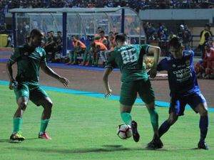 Tekuk Persib 2-0, PSMS Puncaki Grup A