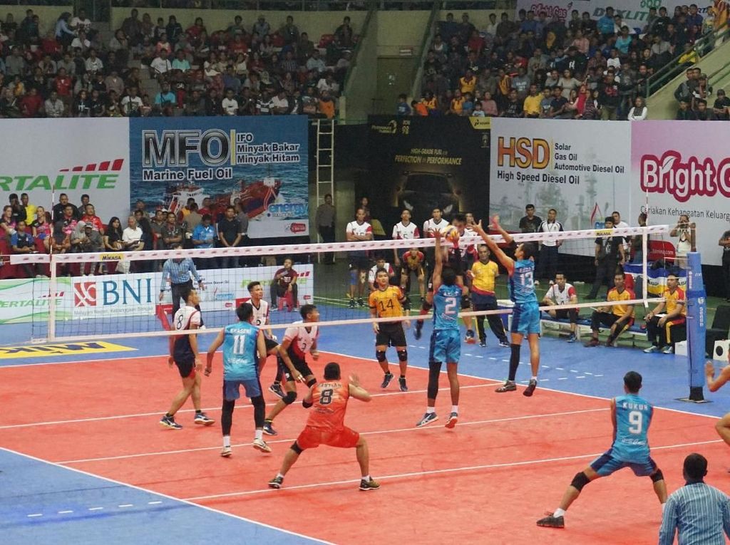 Proliga Seri II: Panas di Gresik Proliga Seri II: Panas di Gresik
