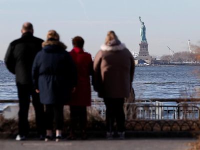 Pemerintah AS Shutdown, Patung Liberty Ikut Tutup