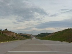 Rini: Tol Trans Sumatera bakal Turunkan Biaya Logistik