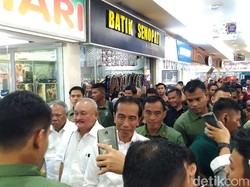 Ada Jokowi, Pengunjung Palembang Square Mall Heboh