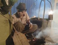 Mungil dan Unik, Sate Laler dari Rembang yang Bikin Ketagihan