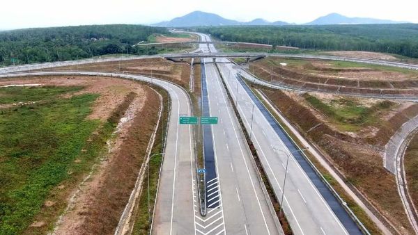 Penampakan Tol Bakauheni yang Dijajal Jokowi Pakai Truk
