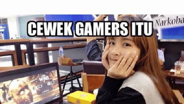 Meme Kocak Kelakuan Gamer Indonesia