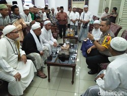 Bentrok Warga Pamekasan Vs LPI-FPI, 5 Orang Terluka