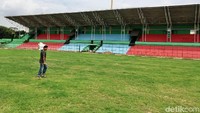 Untuk itu Stadion Teladan pun sedang menjalani renovasi yang diharapkan selesai pada bulan Februari mendatang.