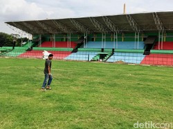 Untuk itu Stadion Teladan pun sedang menjalani renovasi yang diharapkan selesai pada bulan Februari mendatang.