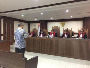 Penyuap Eks Panitera PN Jaksel Divonis 2 Tahun 4 Bulan Bui Penyuap Eks Panitera PN Jaksel Divonis 2 Tahun 4 Bulan Bui