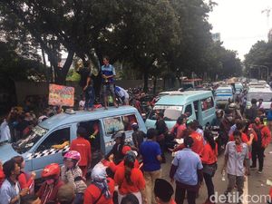 Sopir Tanah Abang Minta Jalan Dibuka, DPRD DKI: Bisa Didiskusikan Sopir Tanah Abang Minta Jalan Dibuka, DPRD DKI: Bisa Didiskusikan