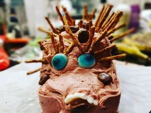 Niat Bikin Kue Lego dan Hulk, Tapi Kok Hasilnya Hancur Begini?