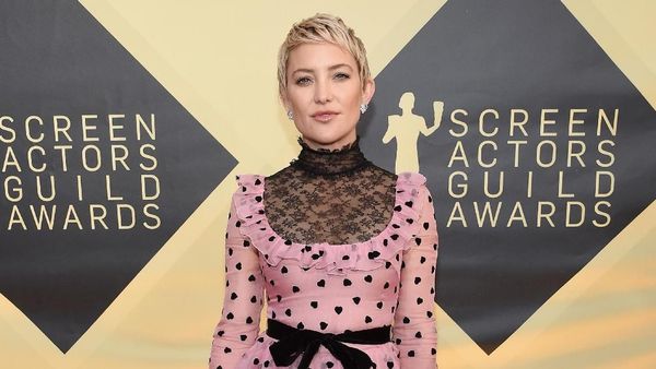 Foto: 10 Artis Dunia dengan Penampilan Terburuk di SAG Awards