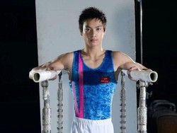 Polisi Ganteng yang Selamatkan Wanita Bunuh Diri Ini Curi Perhatian Netizen