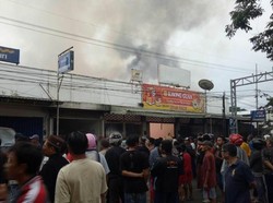 Kebakaran Swalayan Sinar Fresh dan Gudang Diduga Korsleting Listrik