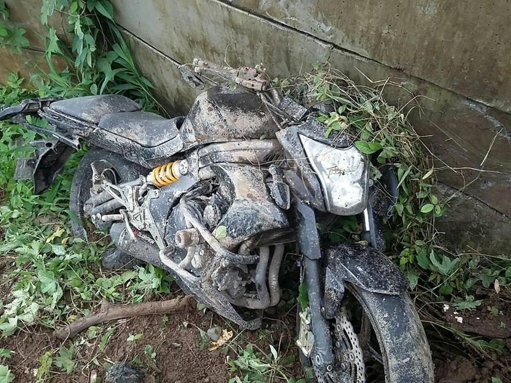 Pelajaran Penting dari Kecelakaan Moge Masuk Jurang di Ciletuh Pelajaran Penting dari Kecelakaan Moge Masuk Jurang di Ciletuh