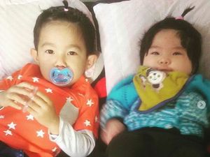 Kelakuan Kakak Adik yang Bikin Ngakak