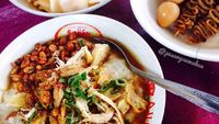Bikin Senyum! Begini Tata Cara Makan Bubur Ayam Tak Diaduk