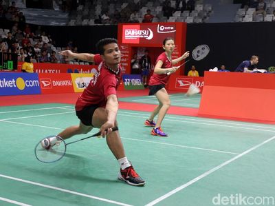 Ricky/Debby Kalahkan Lee Chun Hei/Chau Hoi Wah