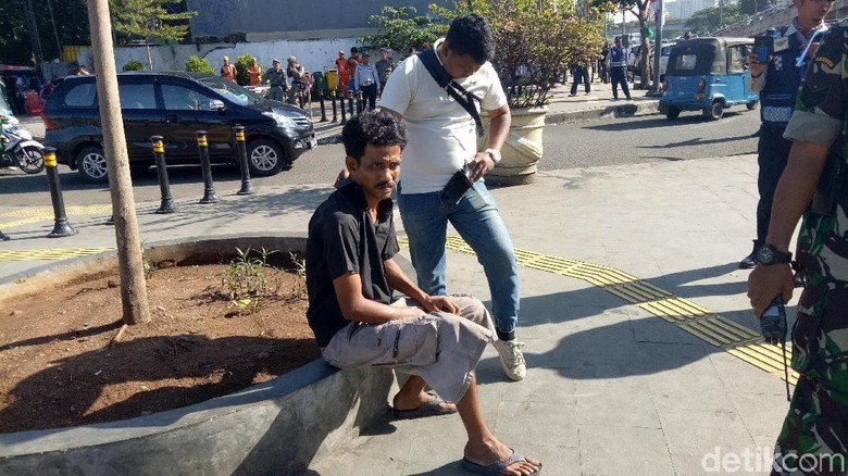 Timer Angkot Trayek Tanah Abang Kedapatan Lakukan Pungli