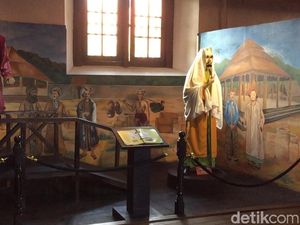 Keseruan Jelajahi Sejarah Indonesia di Museum Bahari