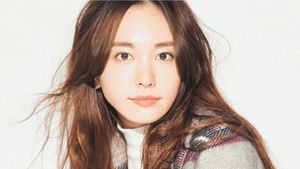 Foto: Pesona Yui Aragaki, Aktris Berwajah Cantik Paling Ideal di Jepang