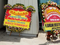 Banjir Karangan Bunga di HUT Megawati Ke-71