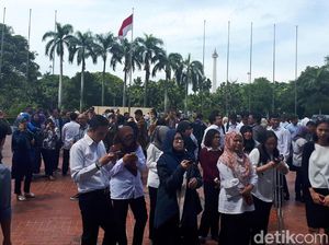 Berhamburan, Pegawai Kementerian BUMN Keluar Gedung Gara-gara Gempa