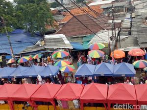 PKS: Anies-Sandi Ijtihad Cari Solusi di Tanah Abang PKS: Anies-Sandi Ijtihad Cari Solusi di Tanah Abang