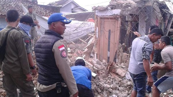 Titik-titik Gempa Teraktual: Dari Jakarta hingga Alaska