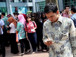 PNS Pria Cuti Dampingi Istri Melahirkan, Bagaimana dengan Swasta?