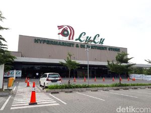 100 Hypermarket Arab Bakal Gelar Dagangan di RI 100 Hypermarket Arab Bakal Gelar Dagangan di RI