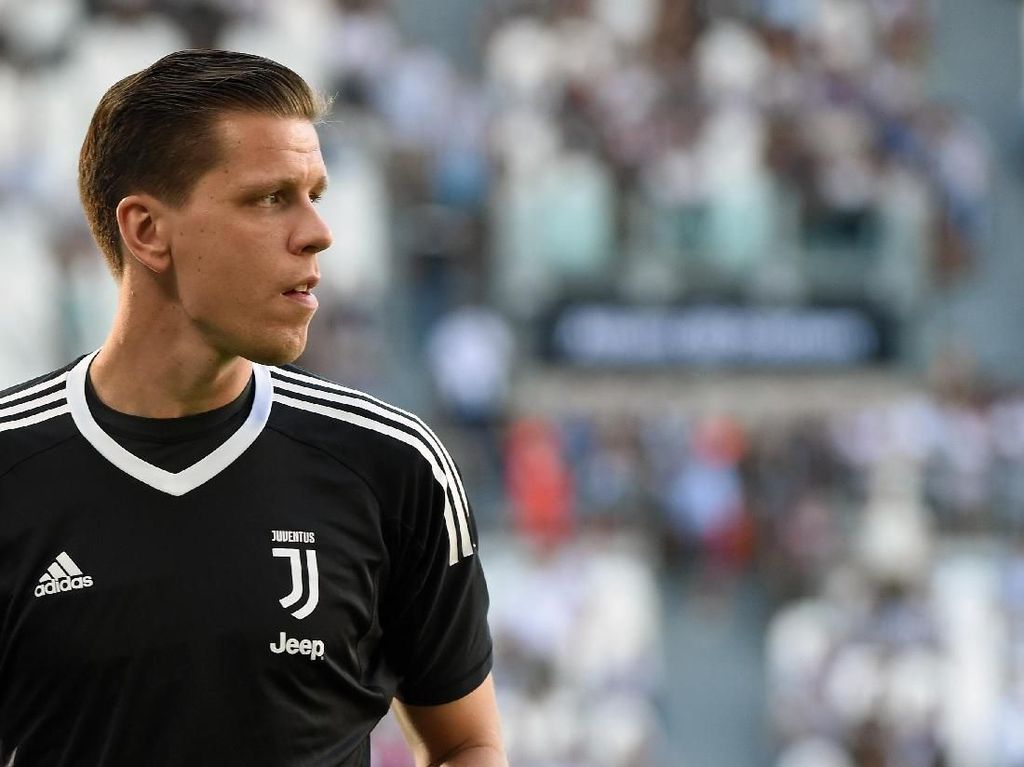 Szczesny soal Warisan Jersey Nomor 1 Buffon di Juventus Szczesny soal Warisan Jersey Nomor 1 Buffon di Juventus