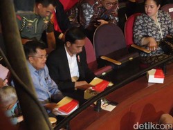 Drama Cawapres Jokowi: JK yang Terkuat Terganjal Konstitusi