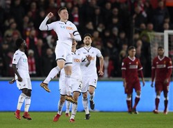 Liverpool Tertinggal 0-1 dari Swansea di Babak Pertama