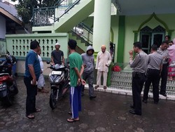 Bayi dalam Kardus Ditemukan di Masjid Makassar, Polisi Kejar Ortu