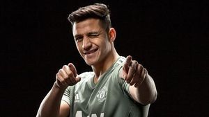 Foto: Utak-atik Posisi Main Alexis Sanchez di MU