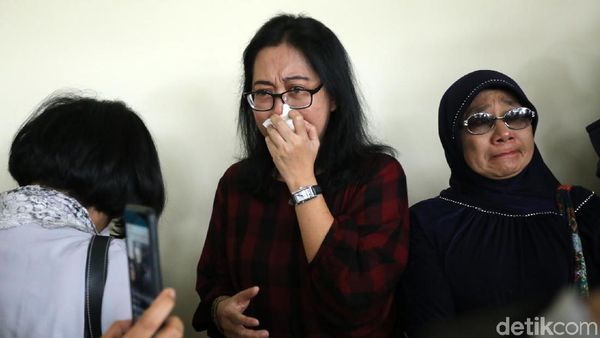 Tangis dan Duka di Kediaman Sys NS