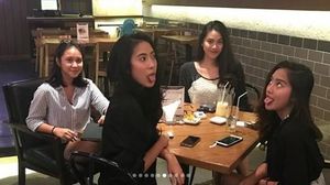 Ini Foto Salshabilla Adriani saat Hangout bersama Rekannya
