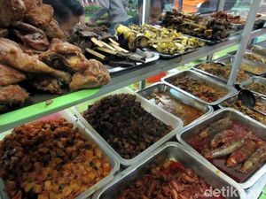Jeritan Warteg Cs soal Bapok Mahal: Pusing Saya... Nggak Kuat! Jeritan Warteg Cs soal Bapok Mahal: Pusing Saya... Nggak Kuat!