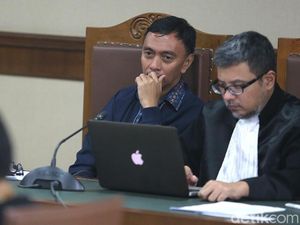 Eks Auditor BPK Gonta-ganti Mobil: dari Starlet hingga Mercy