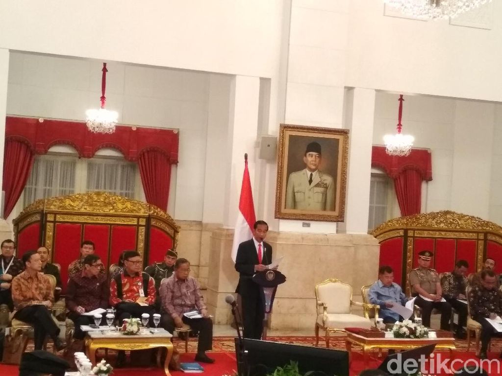 Jokowi Kumpulkan Kepala Daerah Bahas Kemudahan Berusaha