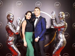 Kemesraan Cristiano Ronaldo yang Simpel