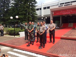 Jokowi Minta TNI-Polri Jaga Netralitas di Pilkada 2018