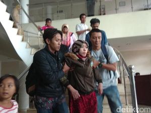 Pemkab Pulangkan TKW Karawang yang Koma di Arab Pemkab Pulangkan TKW Karawang yang Koma di Arab