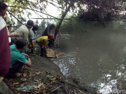 Subandi Asal Jember Spesialis Penemu Mayat Tenggelam