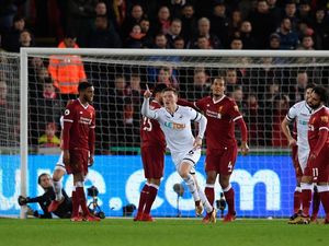 Liverpool Dikalahkan Tim Juru Kunci