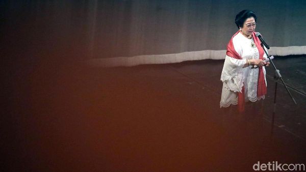 Jokowi Hadiri HUT ke-71 Megawati di TIM