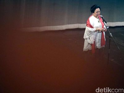 Jokowi Hadiri HUT ke-71 Megawati di TIM