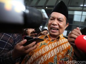 Kronologi Meninggalnya Eks Walkot Mojokerto Terpapar COVID-19 di Lapas Porong Kronologi Meninggalnya Eks Walkot Mojokerto Terpapar COVID-19 di Lapas Porong