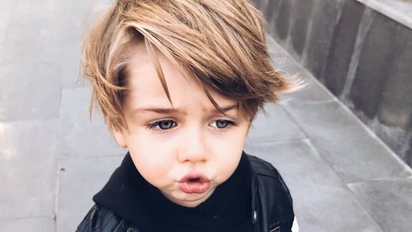 Intip Potret Tampan Mete Gursoy, Bocah yang Viral karena Masuk 9GAG